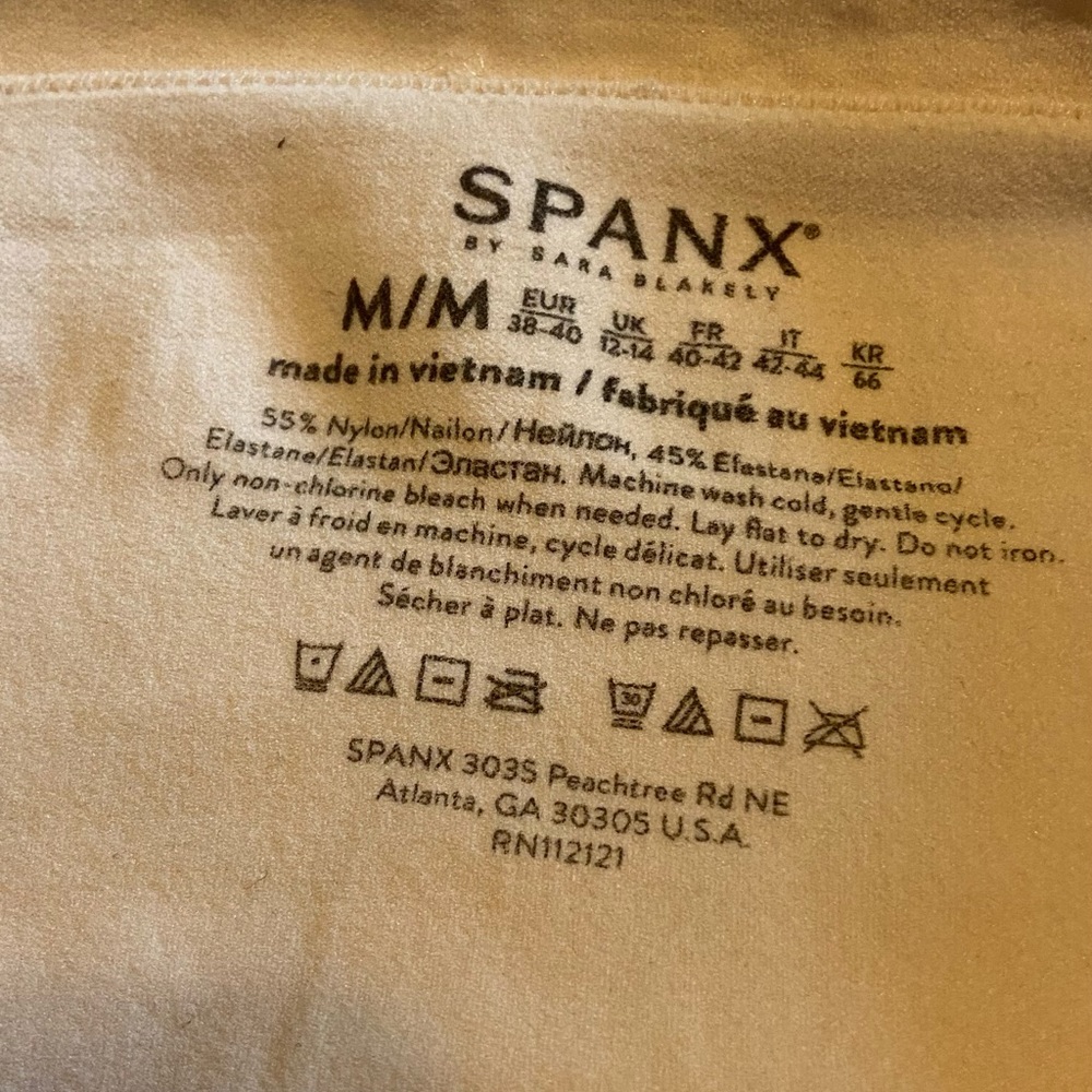 SPANX high waisted shorts Medium